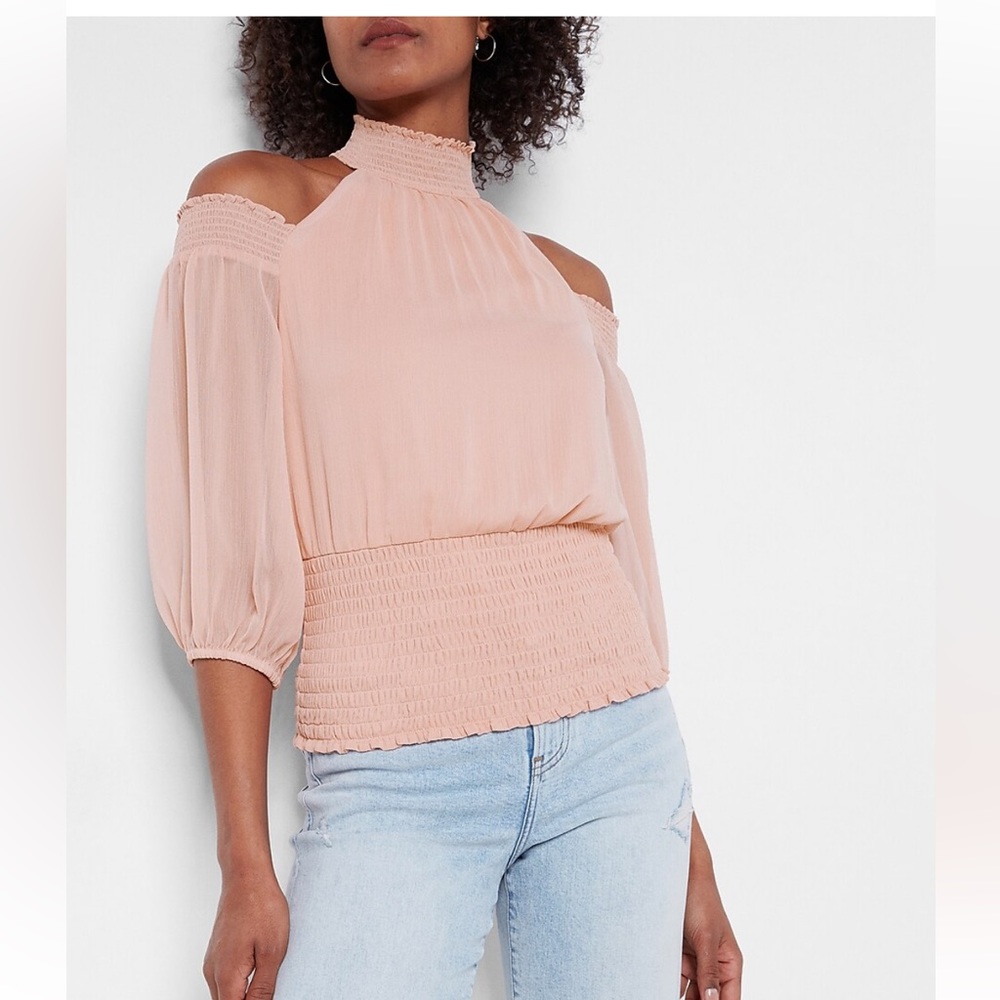 EXPRESS cold shoulder blouse, blush pink, NWT, size M